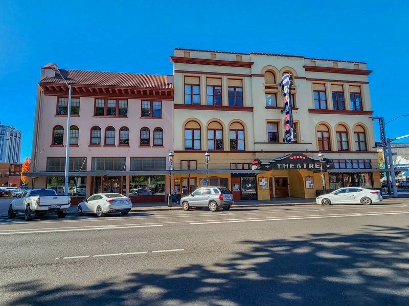 Grand Theater & Odd Fellows Lodge image. Click for full size.