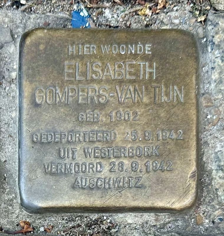 Elisabeth Gompers - van Tijn stolperstein image. Click for full size.