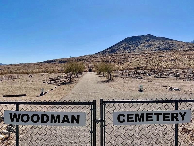 Woodman Cemetery image. Click for full size.