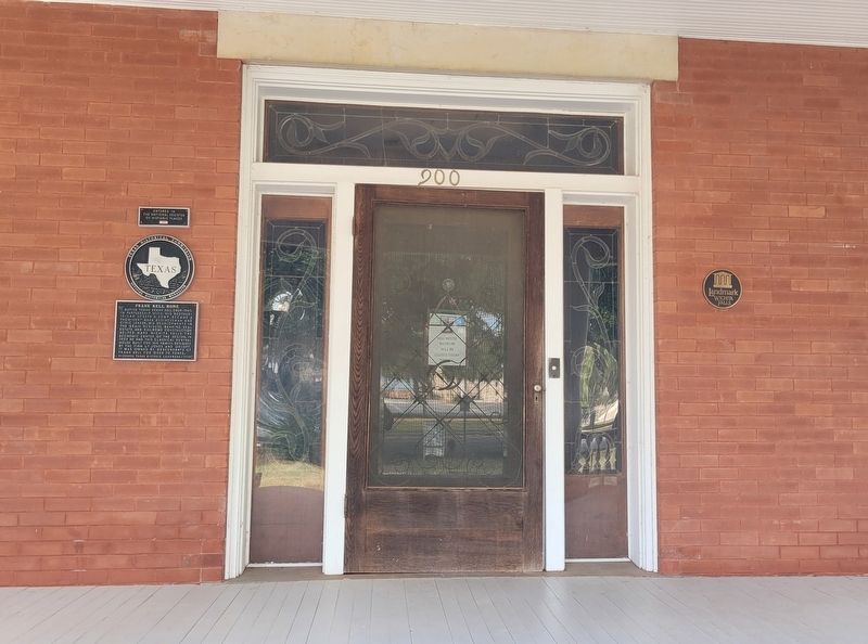 The entrance to the Frank Kell Home and Marker image. Click for full size.