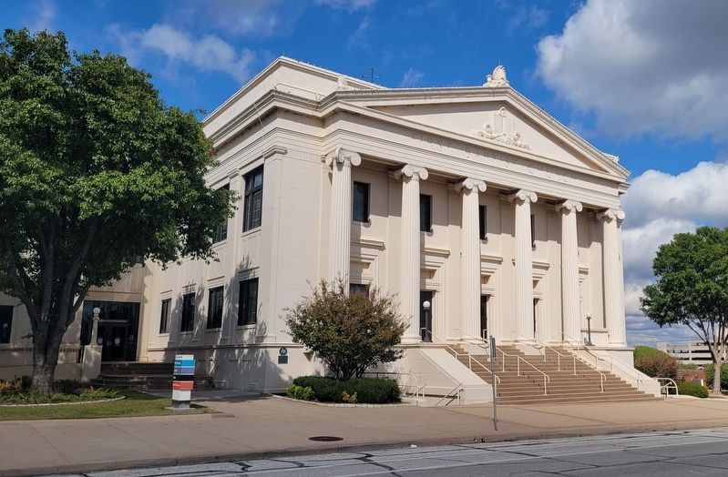 The view of the First Baptist Church of Wichita Falls and marker from the street image. Click for full size.