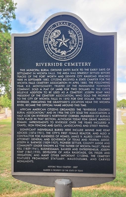 Riverside Cemetery Marker image. Click for full size.