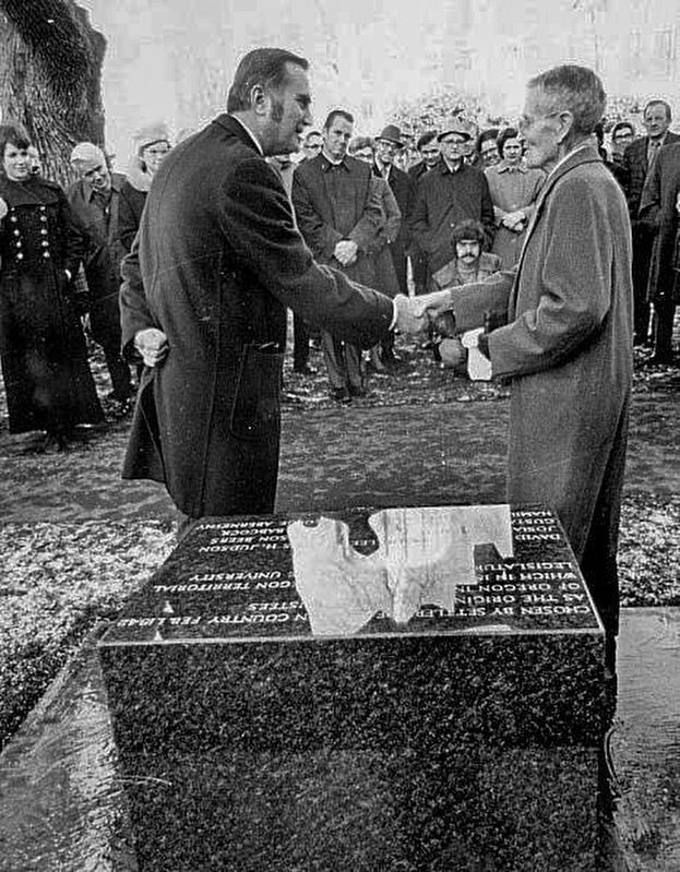 First Trustees of Oregon Institute monument dedication image. Click for full size.