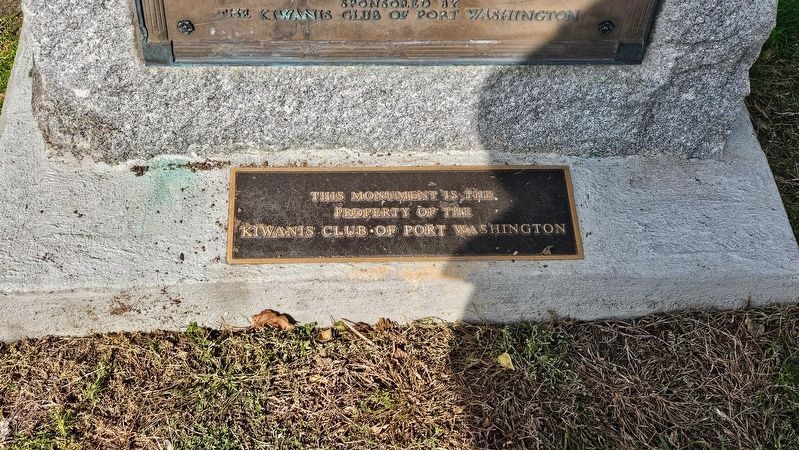 Port Washington World War II Memorial image. Click for full size.