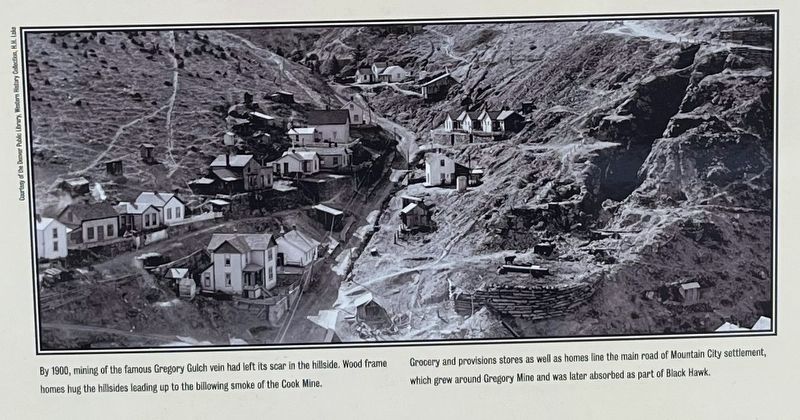 Middle Photo on the Marker image. Click for full size.