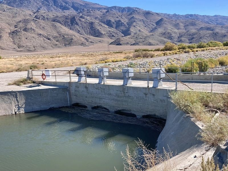 Los Angeles Aqueduct Intake. Click for full size. Los Angeles Aqueduct Intake image. Click for full size.