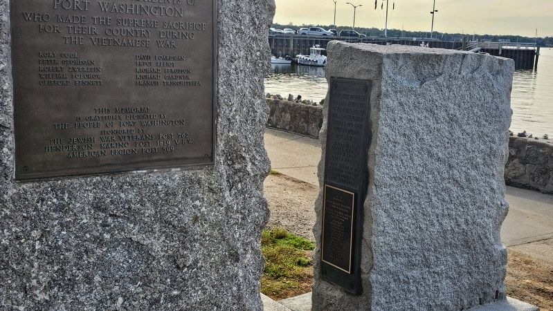 Port Washington Vietnam War Memorial image. Click for full size.