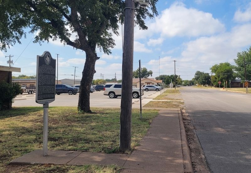The view of the Marker along the street. Click for full size. The view of the Marker along the street image. Click for full size.