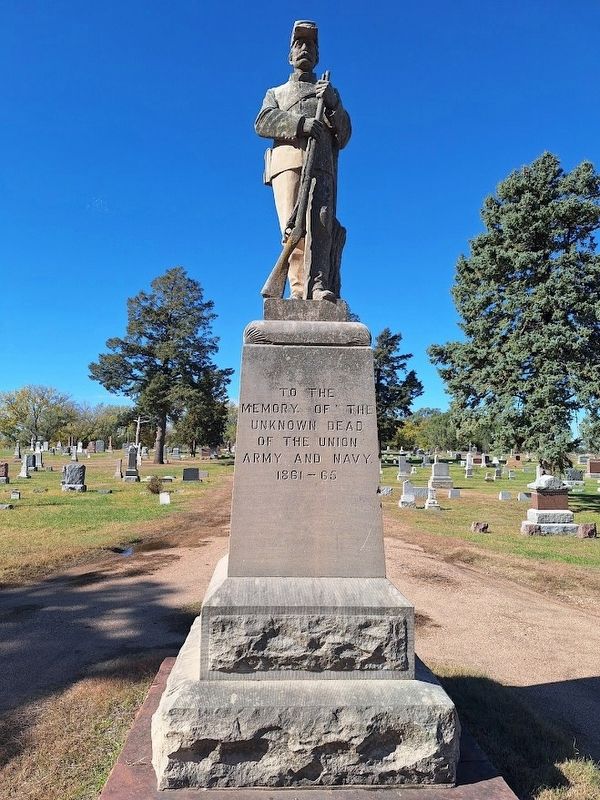 Civil War Memorial. Click for full size. Civil War Memorial image. Click for full size.