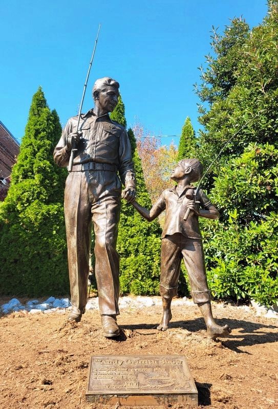 The Andy Griffith Show Marker and Statue image. Click for full size.