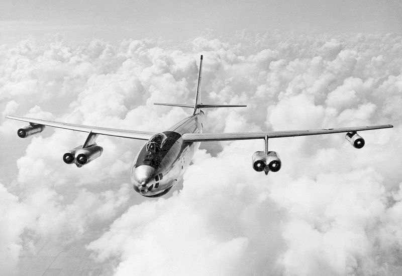B-47 Bomber in flight image. Click for full size.