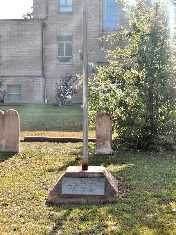 In Memory of Confederate Soldiers of Lafayette County Memorial image. Click for full size.