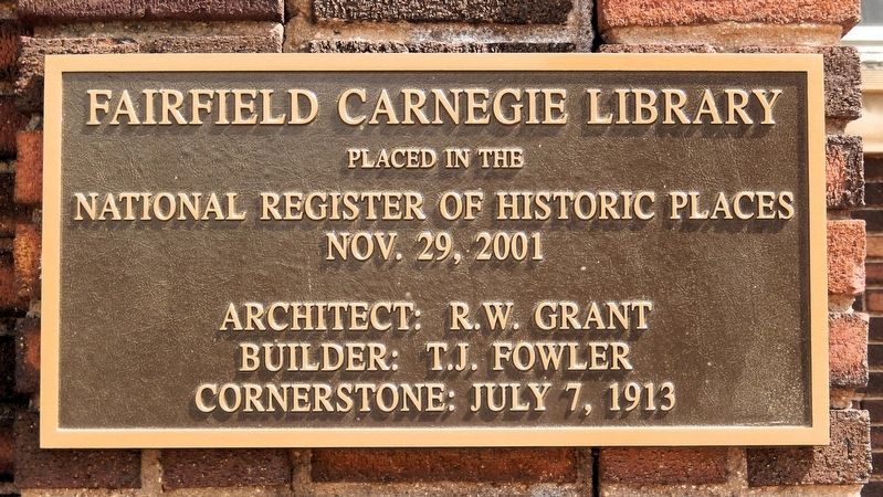 Fairfield Carnegie Library Marker image. Click for full size.