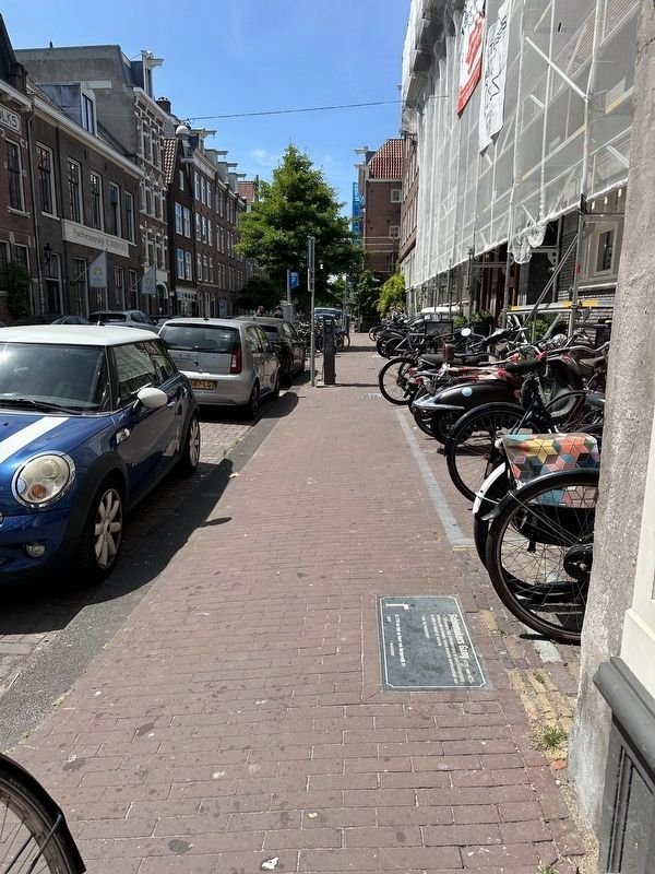The Alleyways of Willemsstraat Marker - looking west from the marker image. Click for full size.