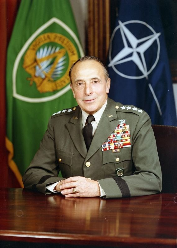 Gen. Lyman L. Lemnitzer image. Click for full size.