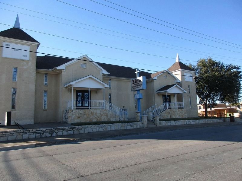 Zion Missionary Baptist Church and marker image. Click for full size.