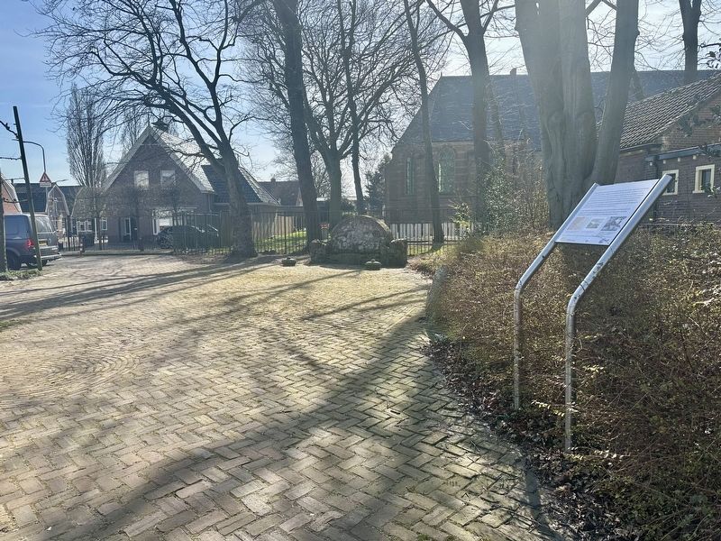 Dingstal Marker - wide view image. Click for full size.