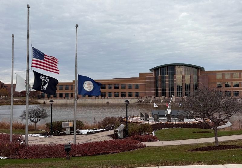 DuPage County Veterans Memorial image. Click for full size.