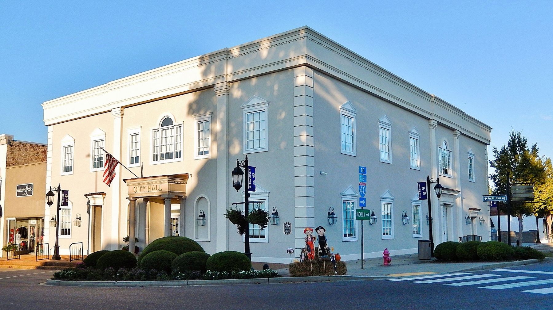 Brownsville City Hall (<i>southwest elevation</i>) image. Click for full size.