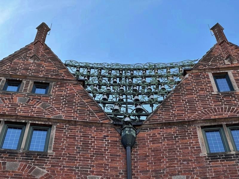 The Glockenspiel image. Click for full size.