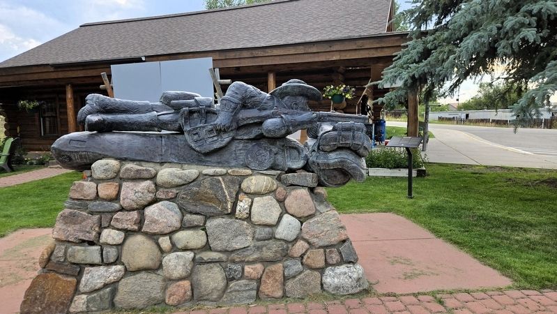 Frontier Sculpture & Marker image. Click for full size.