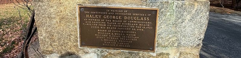 Highland Beach Marker [Bottom plaque] image. Click for full size.