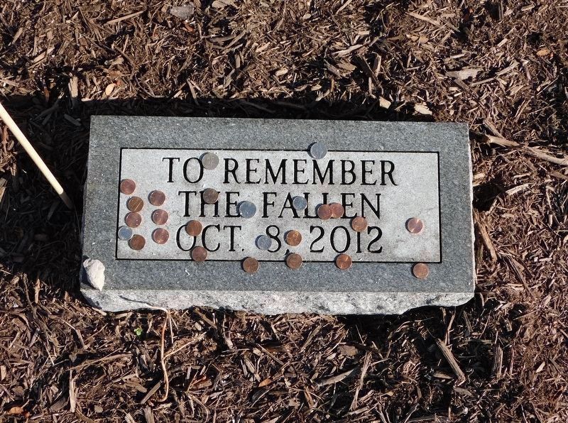 Memorial Placed in Front of the Perryville Confederate Monument image. Click for full size.