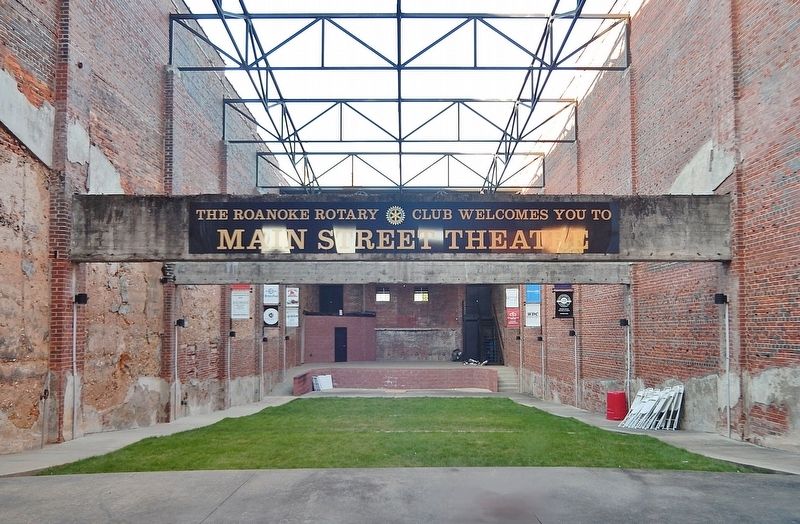 Main Street Theatre (<i>formerly Martin Theatre</i>) Interior image. Click for full size.