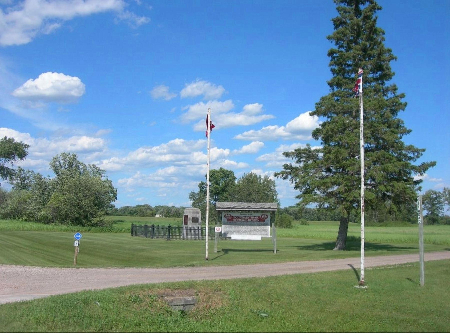 Fort Dufferin Marker and Monument. Click for full size. Fort Dufferin Marker and Monument image. Click for full size.