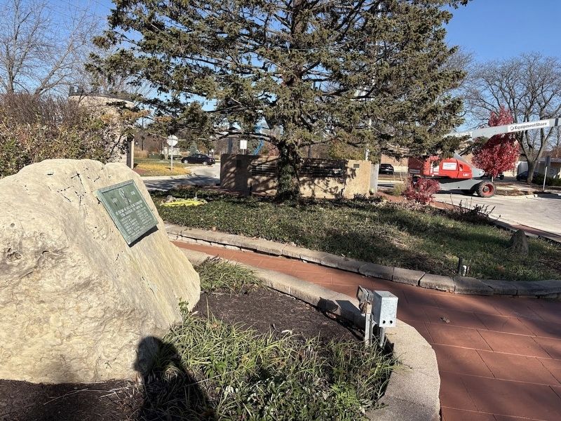 Warrenville World War I Memorial Rock, behind the city's veterans memorial. Click for full size. Warrenville World War I Memorial Rock, behind the city's veterans memorial image. Click for full size.