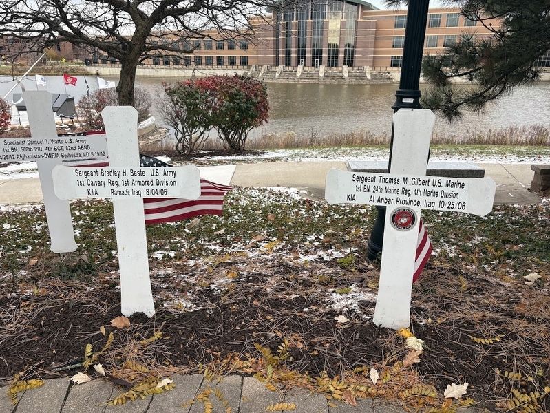 Blue Star Memorial crosses: Bradley Beste and Thomas Gilbert image. Click for full size.