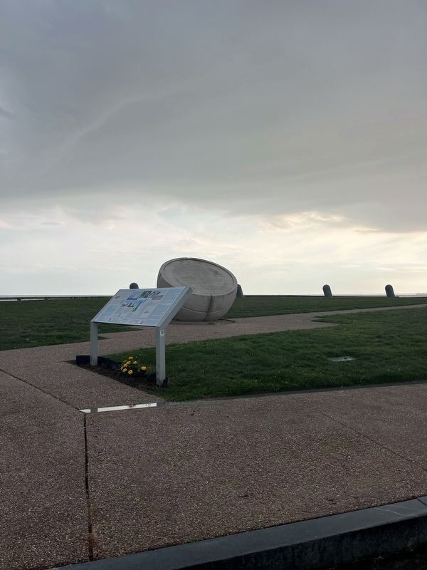 Portuguese Navigators Monument image. Click for full size.