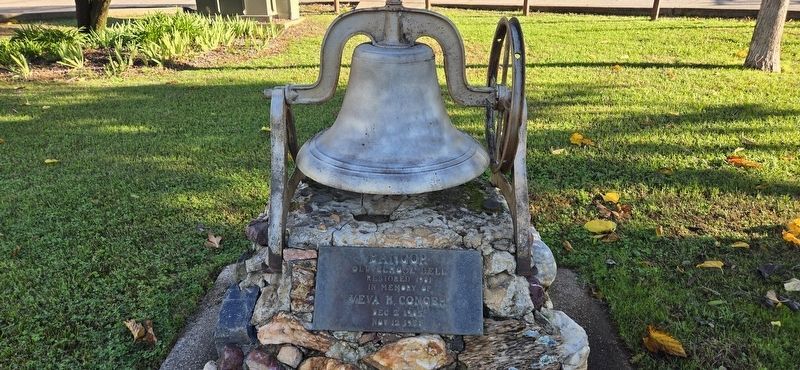 Bangor old school bell and marker image. Click for full size.