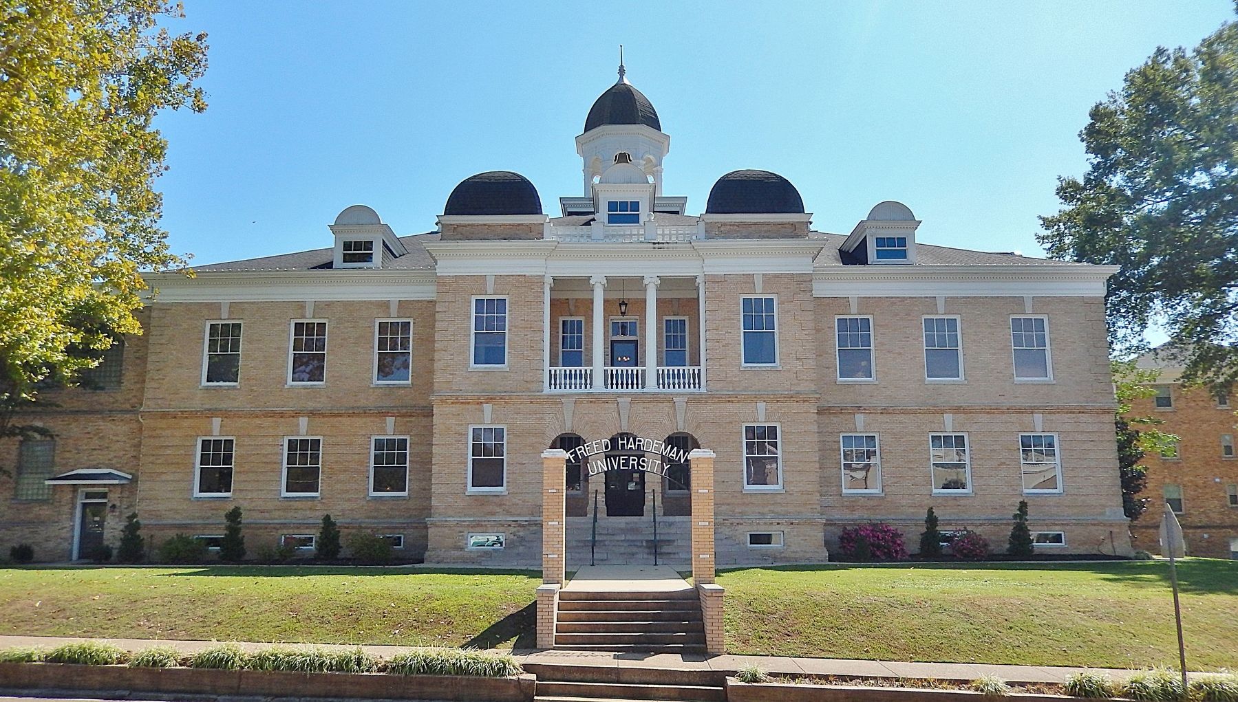 Old Main Administration Building (<i>north/front elevation</i>). Click for full size. Old Main Administration Building (<i>north/front elevation</i>) image. Click for full size.