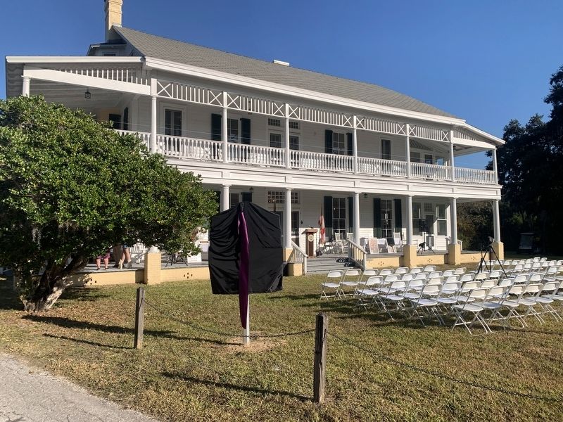Chinsegut Hill Marker before unveiling image. Click for full size.
