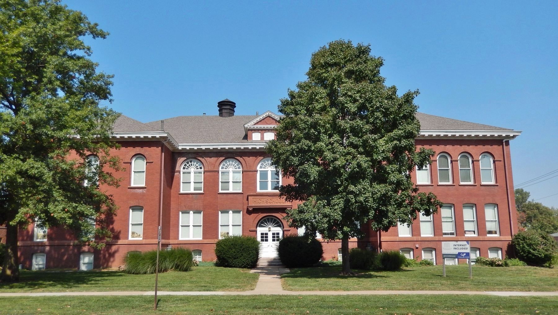 Blair Central School 1899 (<i>south elevation</i>) image. Click for full size.