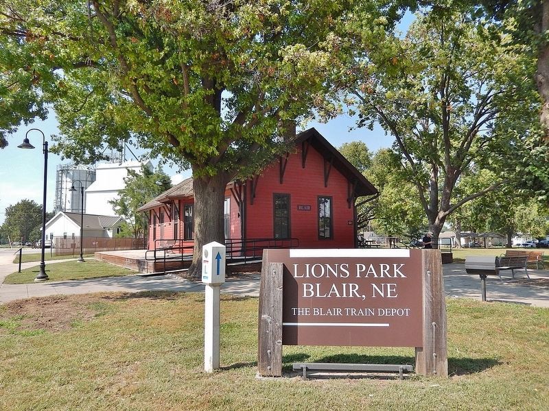 Lions Park Sign image. Click for full size.