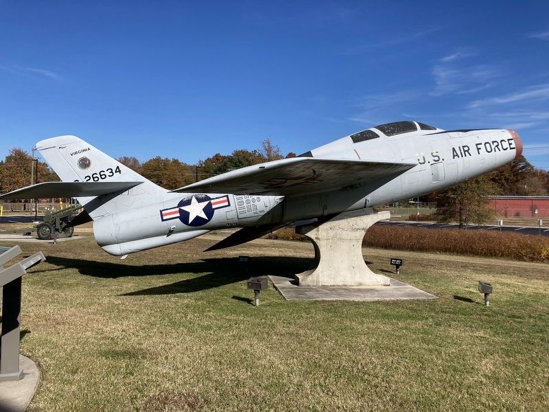 F-84F Thunderstreak image. Click for full size.
