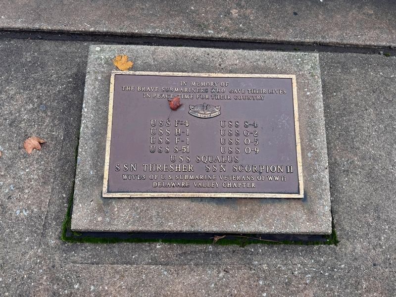 Peace-Time Submariners Memorial image. Click for full size.