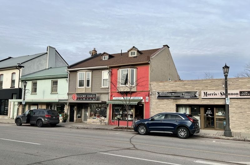 Upper Geddes Street and marker, 2025 image. Click for full size.