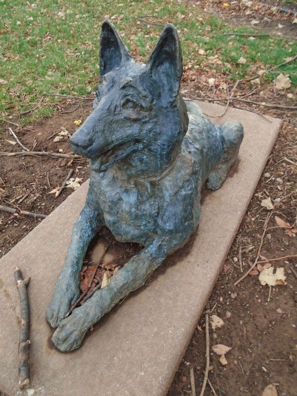 "Pal" Statue at Pal's Park image. Click for full size.