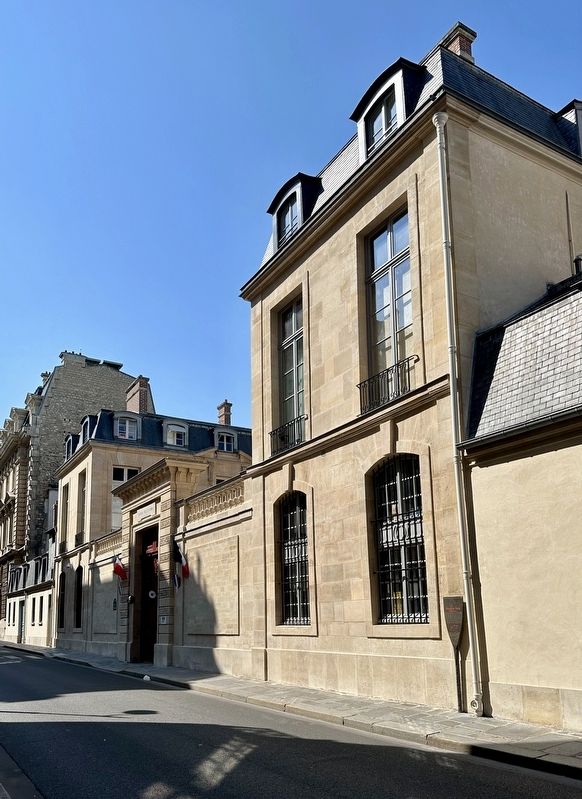 Hôtel de Castries and Marker. Click for full size. Hôtel de Castries and Marker image. Click for full size.