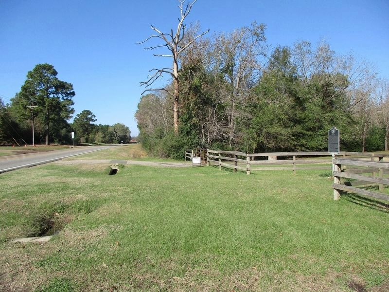 Halfway Inn Marker image. Click for full size.