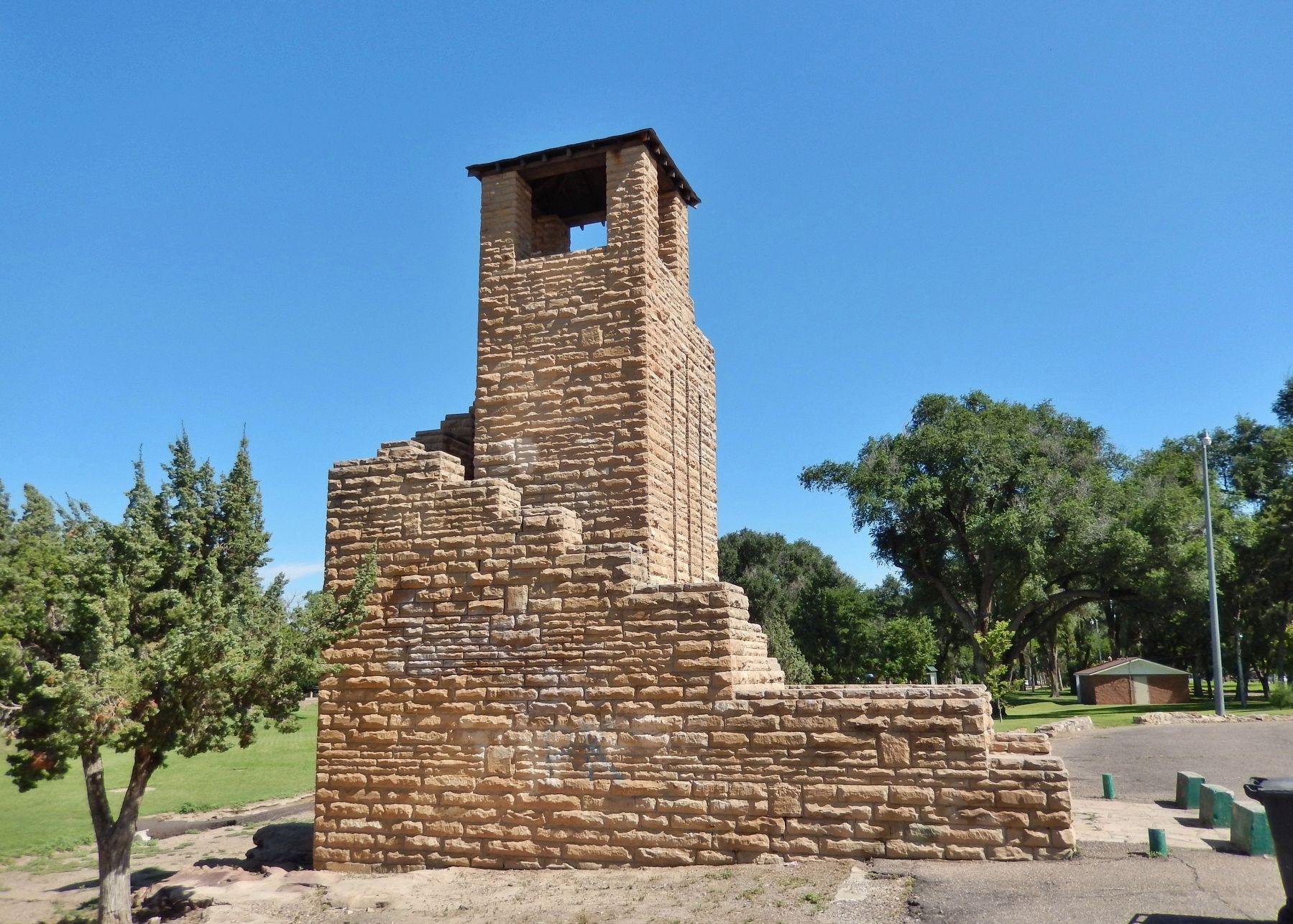 Pike�s Tower image. Click for full size.