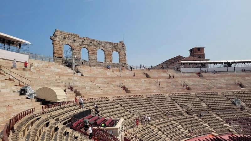 The view inside the Arena image. Click for full size.