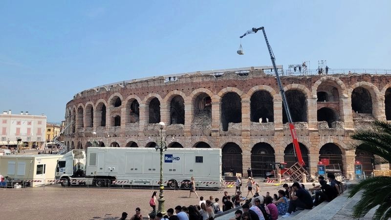 The wide exterior view of the Arena image. Click for full size.