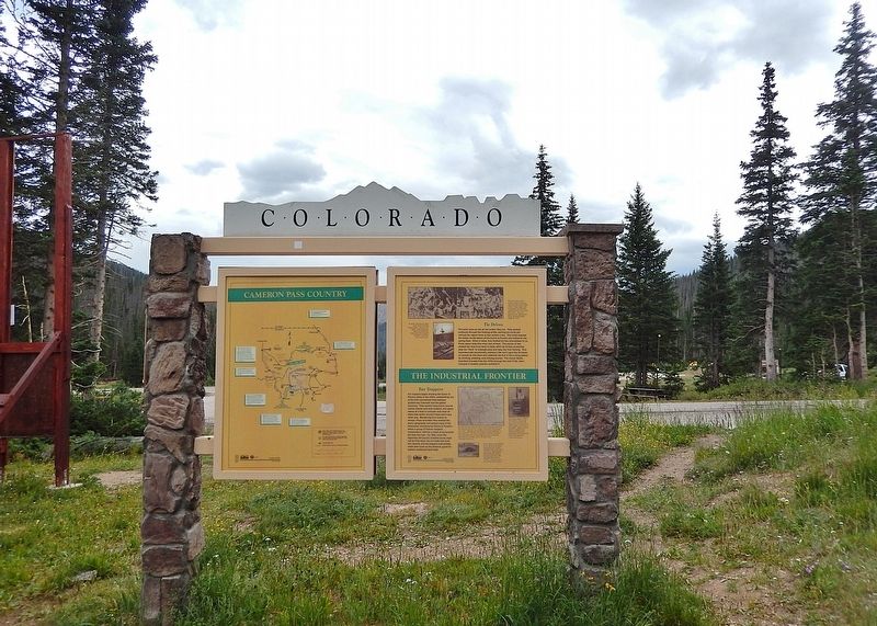Cameron Pass Country Marker image. Click for full size.