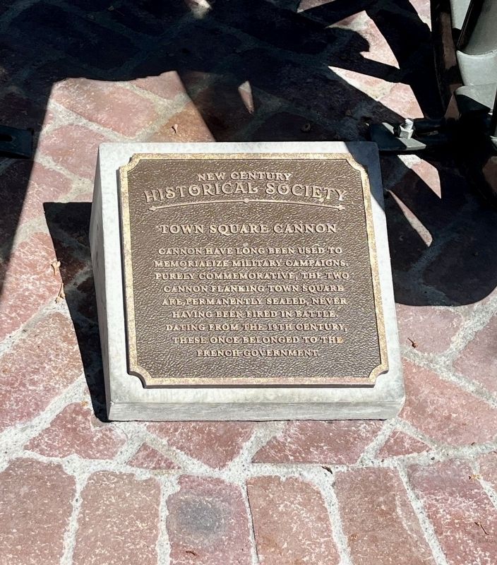 Town Square Cannon Marker image. Click for full size.