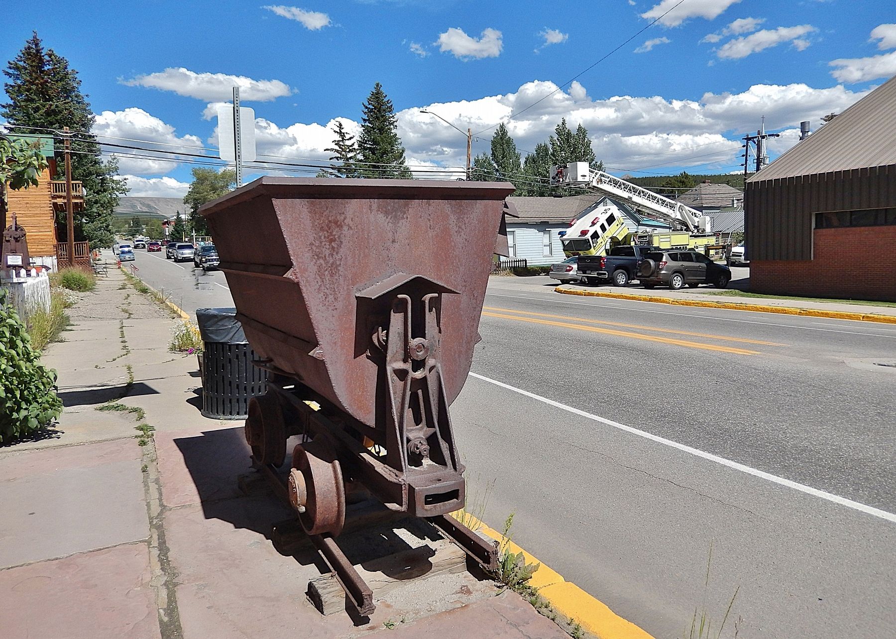 Side-Dumping Ore Car. Click for full size. Side-Dumping Ore Car image. Click for full size.