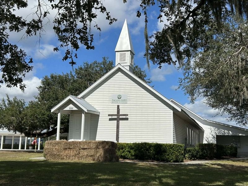 Pine Level United Methodist Church image. Click for full size.